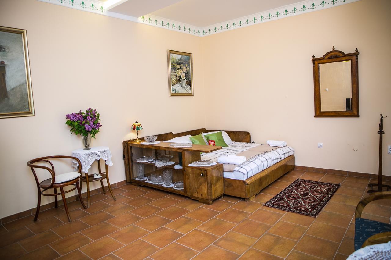 Kolar Apartment Суботица Экстерьер фото